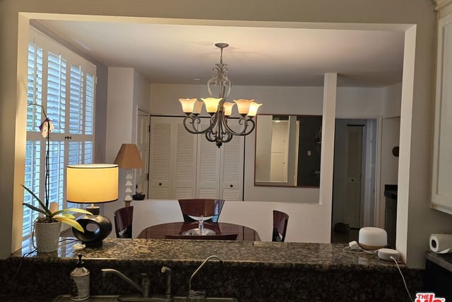 14315 Riverside Drive 105, Sherman Oaks, CA 91423 — photo 22 of 51