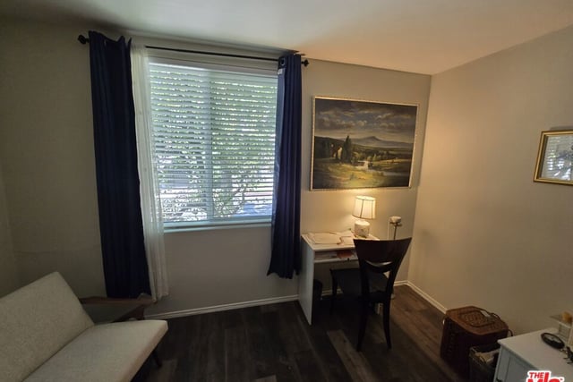 14315 Riverside Drive 105, Sherman Oaks, CA 91423 — photo 9 of 51