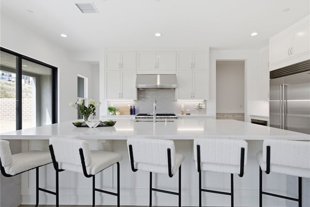 24208 N Corte Alegra, Valencia, CA 91354 — photo 10 of 47