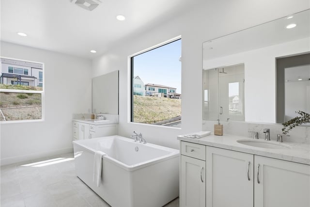 24208 N Corte Alegra, Valencia, CA 91354 — photo 32 of 47