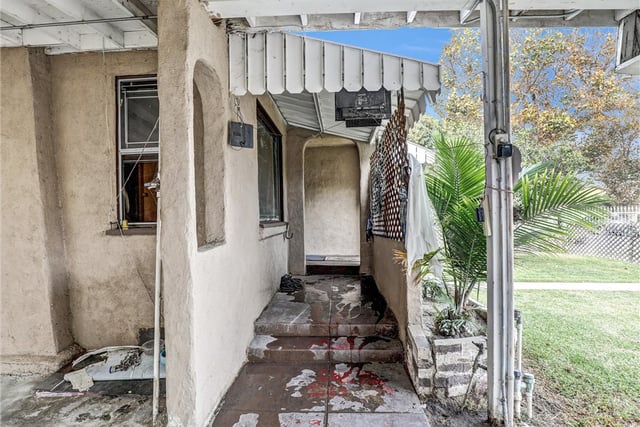 405 S Ward, Compton, CA 90221 — photo 5 of 28