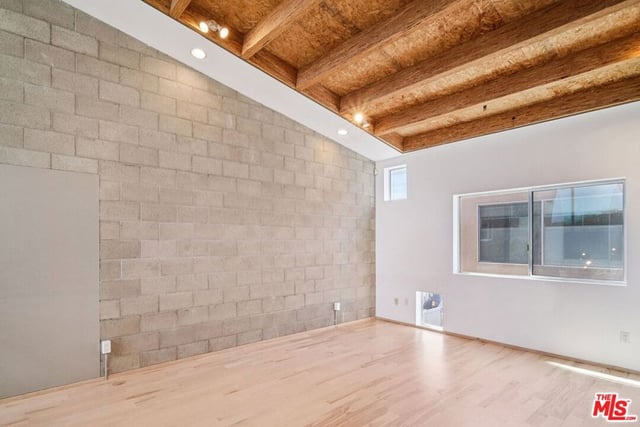 717 N Highland Avenue 13, Los Angeles, CA 90038 — photo 28 of 46