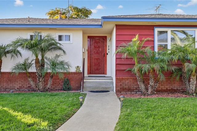 2195 Spencer Avenue, Pomona, CA 91767 — photo 5 of 40