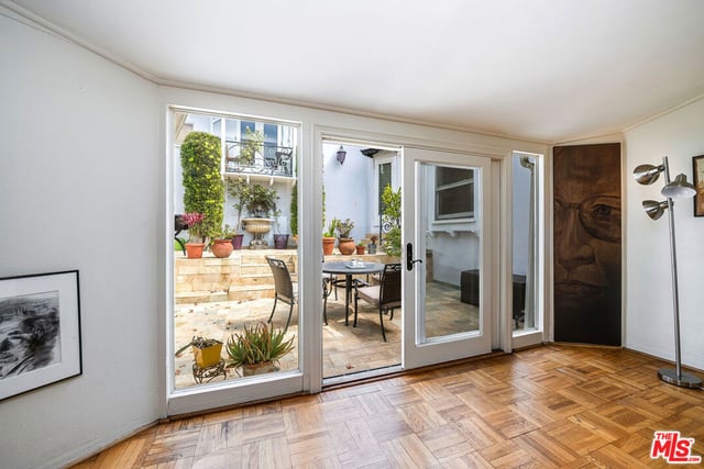 16177 Alcima Avenue, Pacific Palisades, CA 90272 — photo 12 of 34