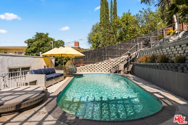 5154 Don Pio Drive, Woodland Hills, CA 91364 — photo 30 of 32