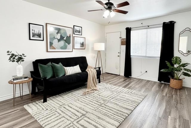 129 E Ventura Street A, Santa Paula, CA 93060 — photo 2 of 20