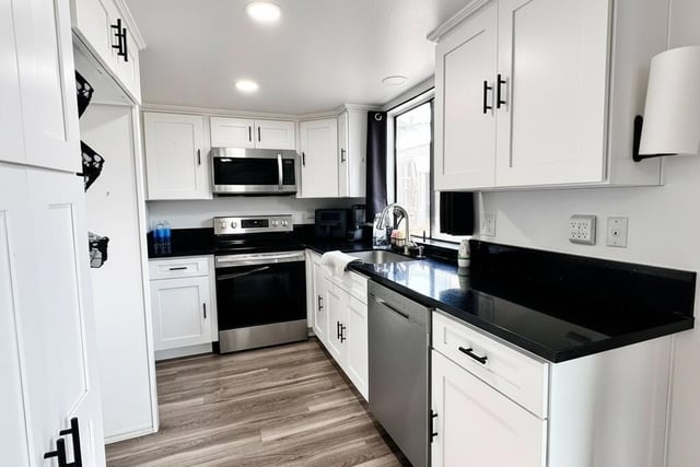 129 E Ventura Street A, Santa Paula, CA 93060 — photo 8 of 20