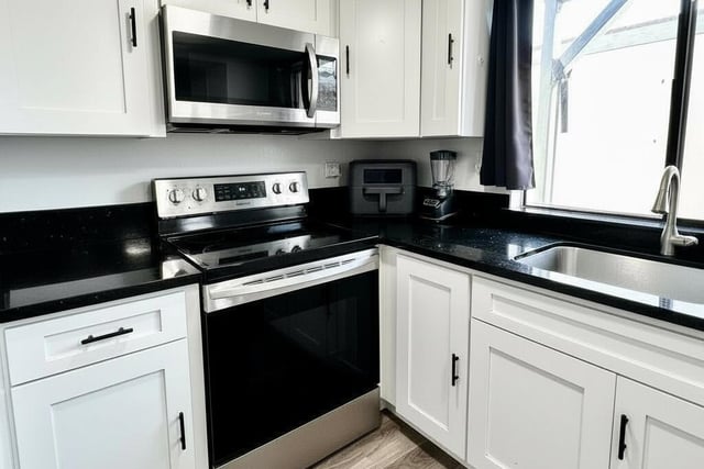 129 E Ventura Street A, Santa Paula, CA 93060 — photo 9 of 20