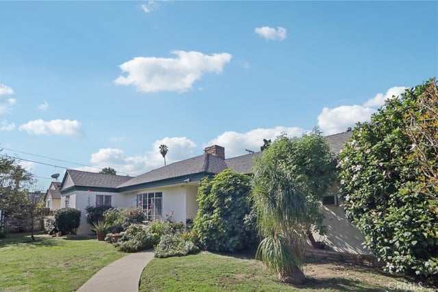 8345 Kester, Panorama City, CA 91402 — photo 3 of 45