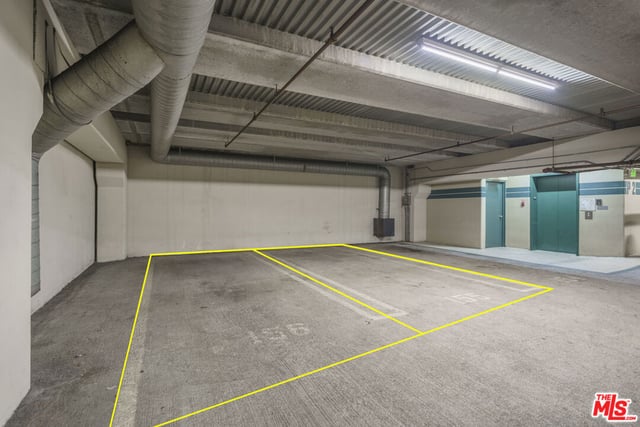 600 W 9th Street 1502, Los Angeles, CA 90015 — photo 37 of 37