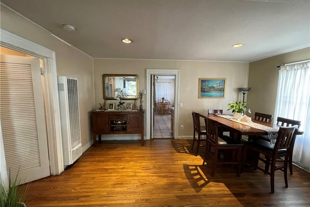 5221 Satsuma, North Hollywood, CA 91601 — photo 7 of 15