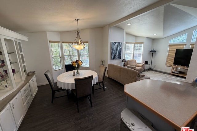 4201 Topanga Canyon Boulevard 28, Woodland Hills, CA 91364 — photo 13 of 39