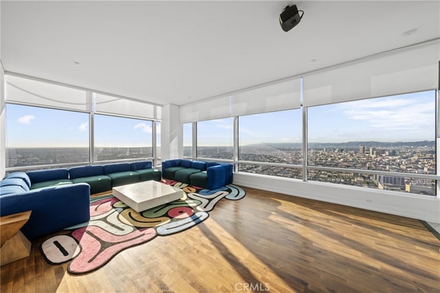 900 W Olympic Boulevard 46B, Los Angeles, CA 90015 — photo 9 of 34