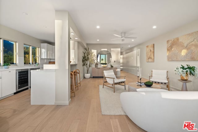 2221 Ocean Avenue 101, Santa Monica, CA 90405 — photo 10 of 26