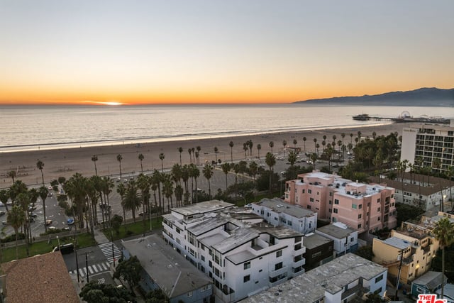 2221 Ocean Avenue 101, Santa Monica, CA 90405 — photo 19 of 26