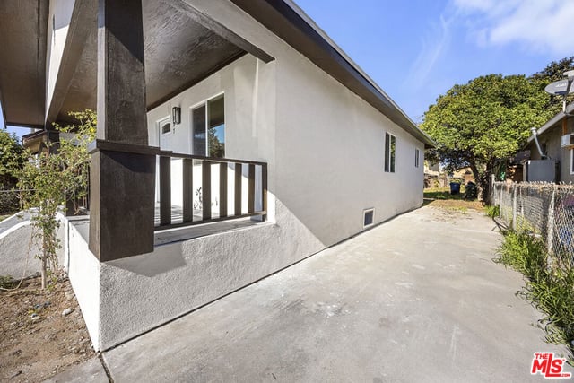 337 E 60th Street, Los Angeles, CA 90003 — photo 17 of 17