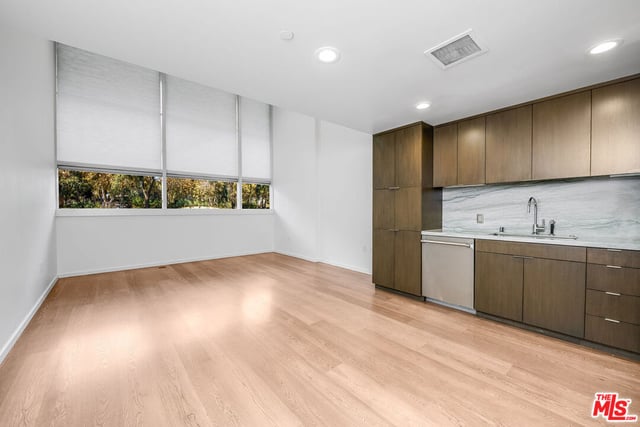 1705 Ocean Ave #107, Santa Monica, CA 90401 — photo 49 of 66