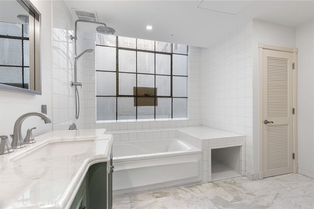 315 E 8th 401, Los Angeles, CA 90014 — photo 20 of 43