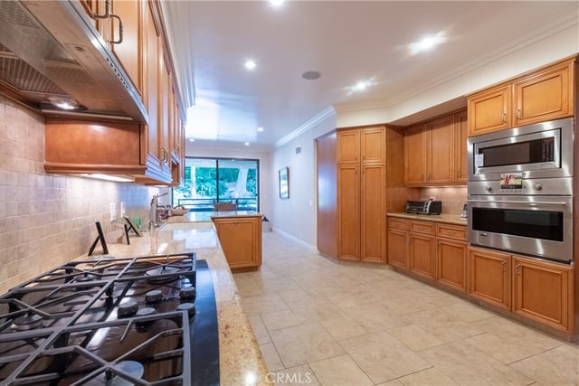 4774 Park Encino 206, Encino, CA 91436 — photo 13 of 27