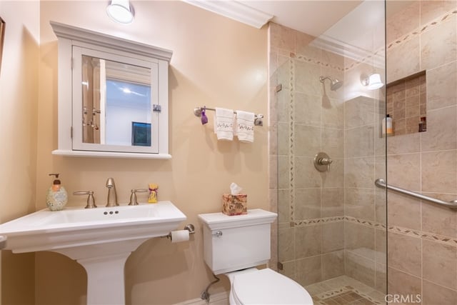 4774 Park Encino 206, Encino, CA 91436 — photo 17 of 27