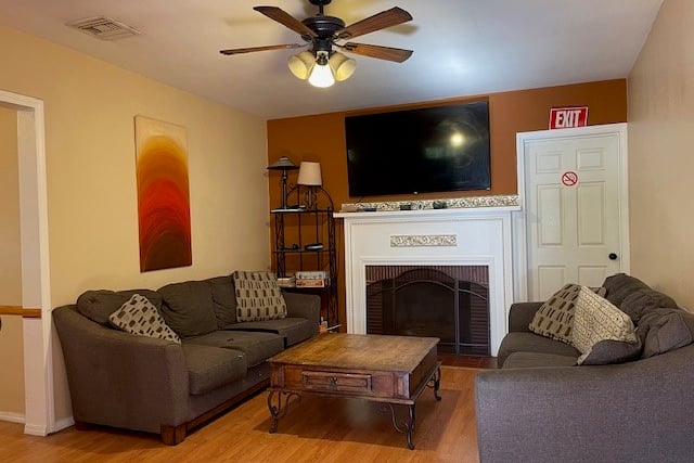 11143 Emelita, North Hollywood, CA 91601 — photo 9 of 25