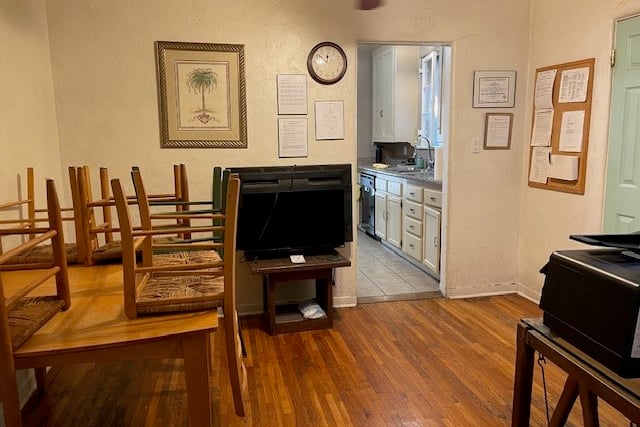 6709 Vesper, Van Nuys, CA 91405 — photo 9 of 35