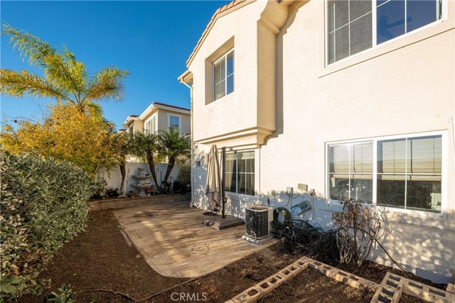 24332 Lorenzo, Valencia, CA 91355 — photo 15 of 33
