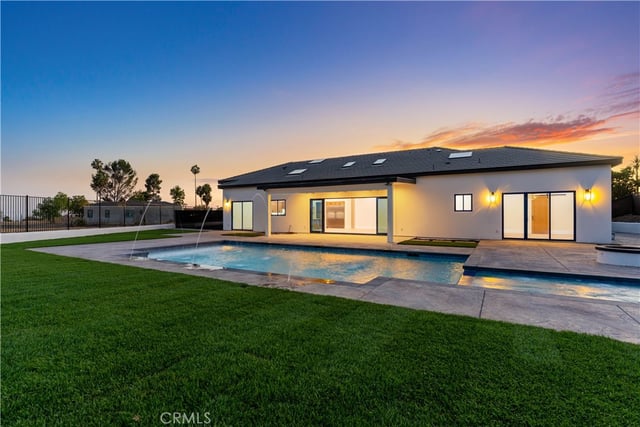 3118 Old Coach, Camarillo, CA 93010 — photo 10 of 49