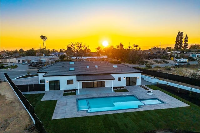 3118 Old Coach, Camarillo, CA 93010 — photo 11 of 49