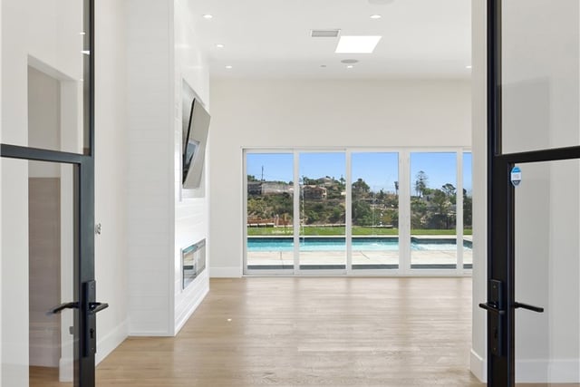 3118 Old Coach, Camarillo, CA 93010 — photo 14 of 49