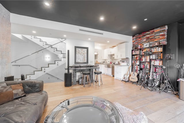 2239 Laurel Canyon, Los Angeles, CA 90046 — photo 8 of 35