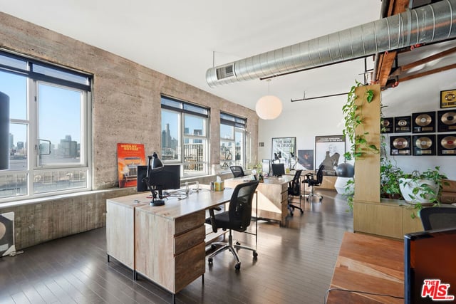 530 S Hewitt Street 533, Los Angeles, CA 90013 — photo 23 of 57