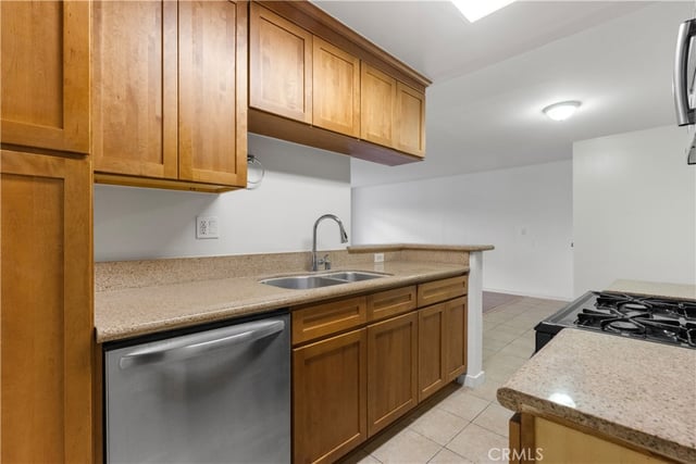 20327 Saticoy Street 102, Winnetka, CA 91306 — photo 4 of 20