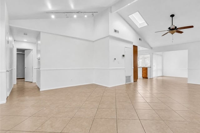 25790 Parada, Valencia, CA 91355 — photo 9 of 29