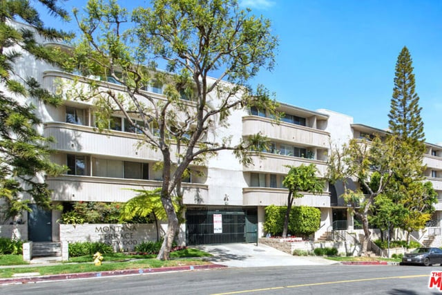 11645 Montana Avenue 338, Los Angeles, CA 90049 — photo 17 of 18