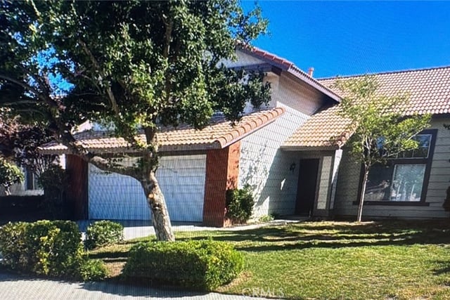 1160 Garnet, Palmdale, CA 93550 — photo 2 of 44