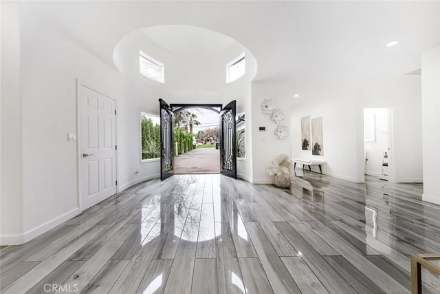5157 Avenida Oriente, Tarzana, CA 91356 — photo 11 of 69