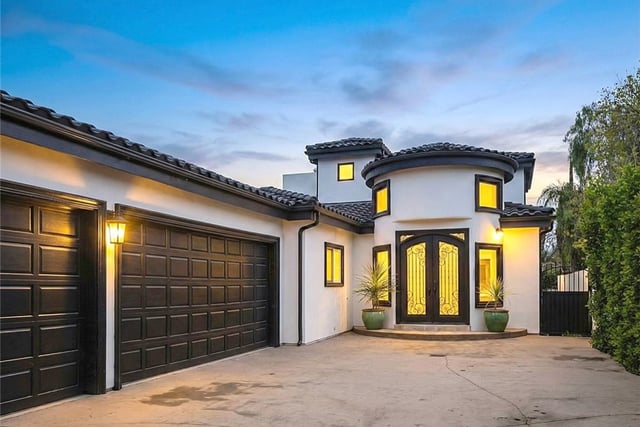 5157 Avenida Oriente, Tarzana, CA 91356 — photo 7 of 69