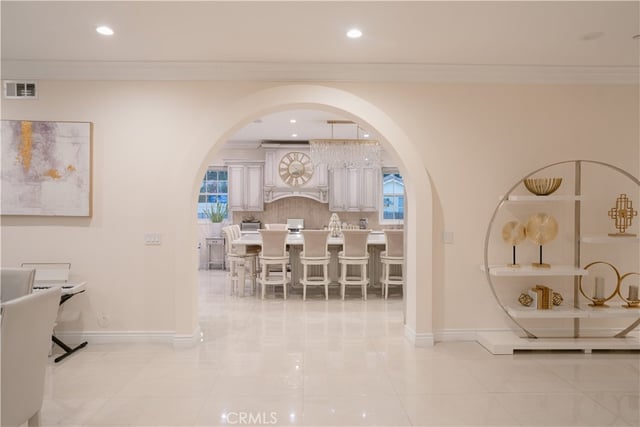 1135 E Verdugo Avenue, Burbank, CA 91501 — photo 14 of 63