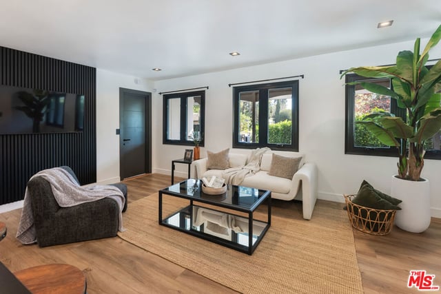 6427 Tahoe Drive, Los Angeles, CA 90068 — photo 12 of 41