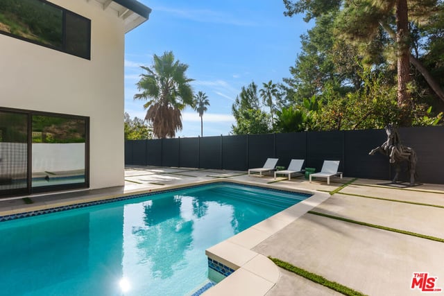 6427 Tahoe Drive, Los Angeles, CA 90068 — photo 29 of 41
