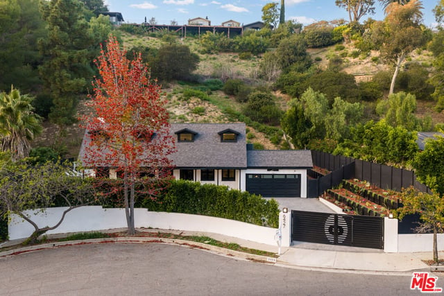 6427 Tahoe Drive, Los Angeles, CA 90068 — photo 3 of 41