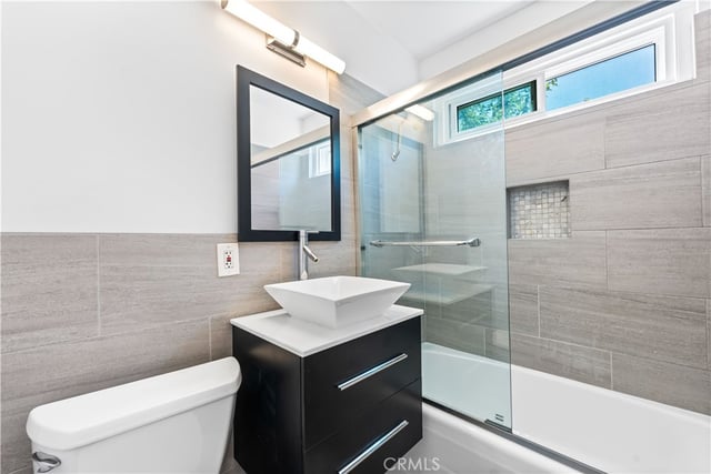 7135 Coldwater Canyon Avenue 16, North Hollywood, CA 91605 — photo 14 of 20