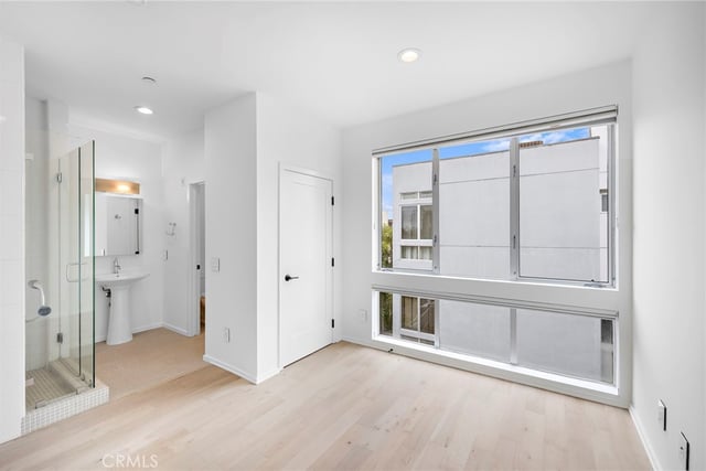 4151 Redwood Avenue #106, Los Angeles, CA 90066 — photo 22 of 31