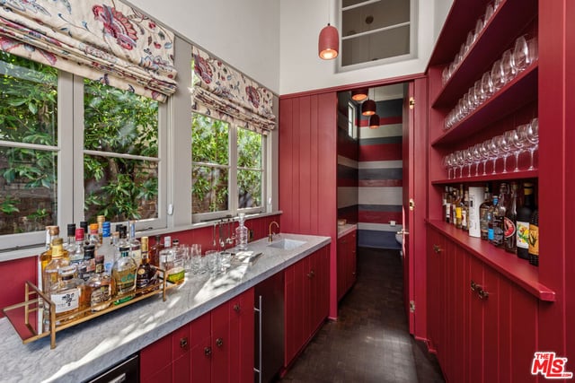 211 S Muirfield Road, Los Angeles, CA 90004 — photo 12 of 38
