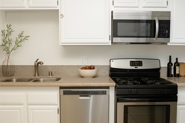 15325 Magnolia 102, Sherman Oaks, CA 91403 — photo 9 of 27