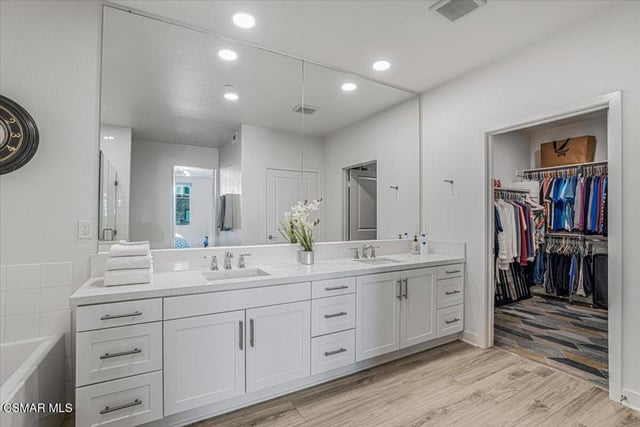 2870 Wagon Wheel Road 203, Oxnard, CA 93036 — photo 42 of 72