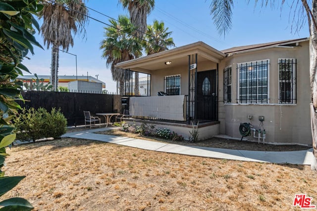 1414 W 54th Street, Los Angeles, CA 90062 — photo 13 of 30