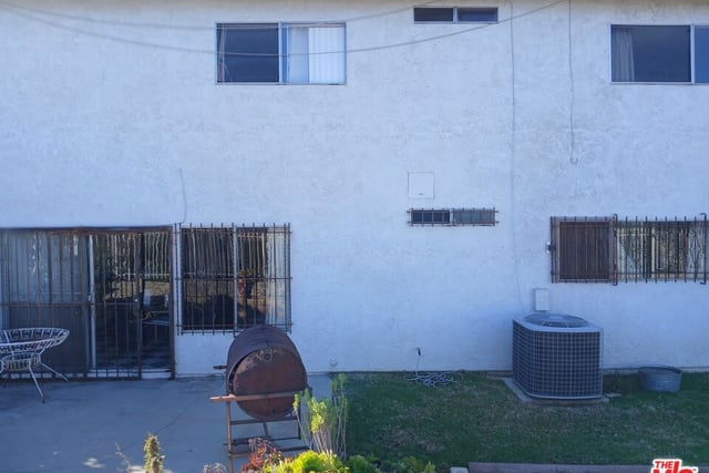10648 Empire Drive, Pacoima, CA 91331 — photo 3 of 9