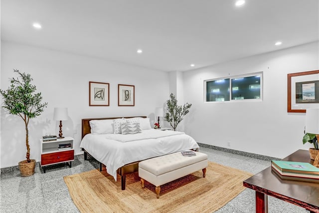 1333 S Beverly Glen Boulevard 402, Los Angeles, CA 90024 — photo 14 of 34